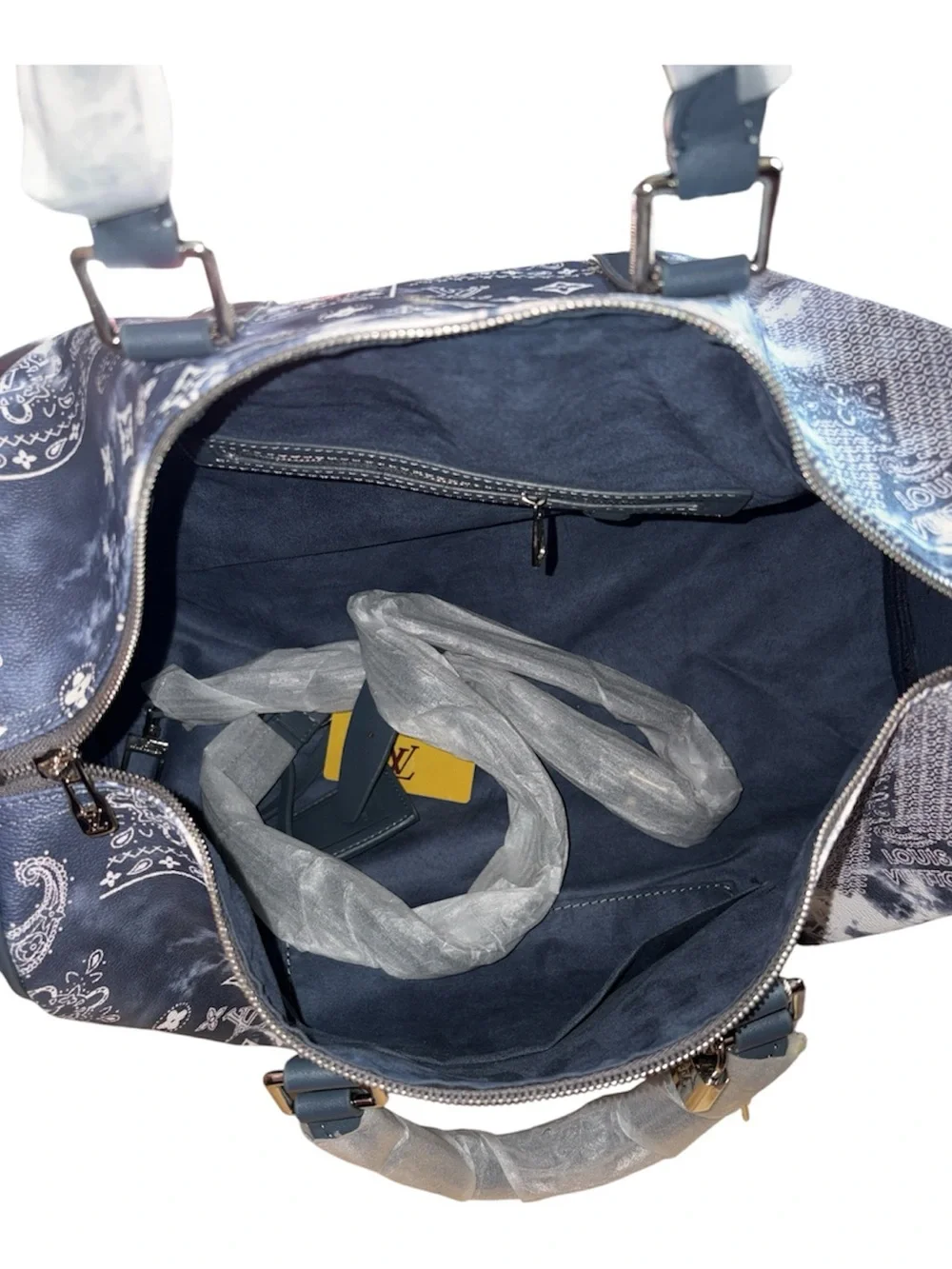FINAL SALE $190 Fashion Blue and White Monogram Bandana Keepall Duffel Bag
